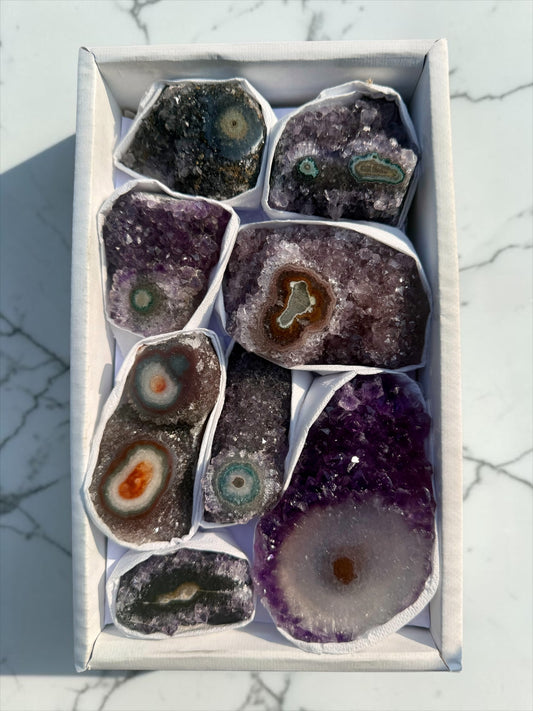 Mixed Flat of Amethyst & Jasper Stalactite "Eyes"- Uruguay | River
Walkers Minerals