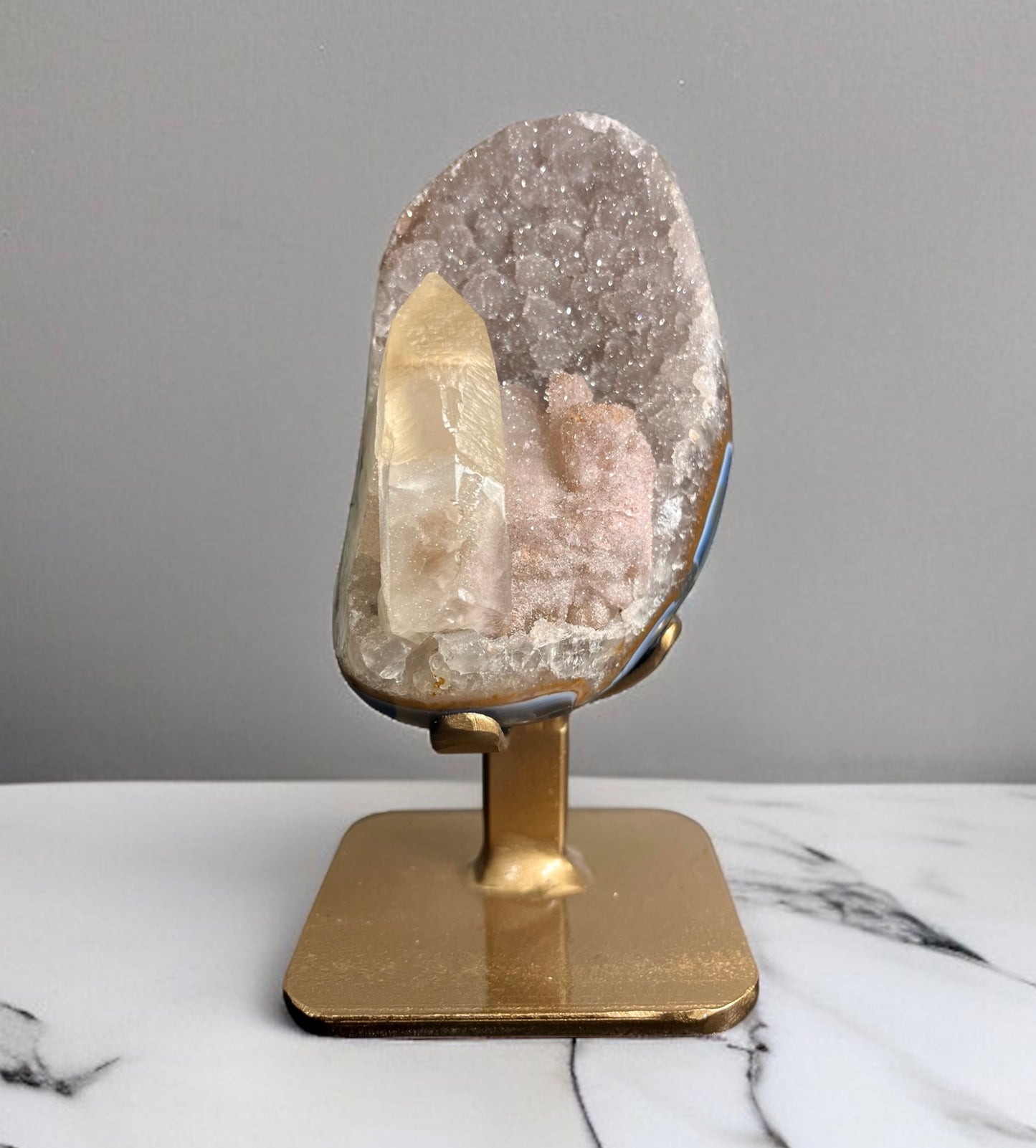 𝐓𝐡𝐞 𝐀𝐦𝐞𝐭𝐡𝐲𝐬𝐭 𝐀𝐫𝐜𝐡𝐢𝐯𝐞 | Uruguayan Pink Sugar Amethyst x Calcite