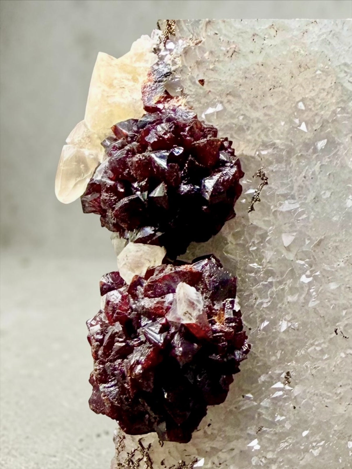 Rare Small Pocket Sphalerite on Druzy Quartz with Calcite, Dolomite & Marcasite- Missouri | River Walkers Minerals