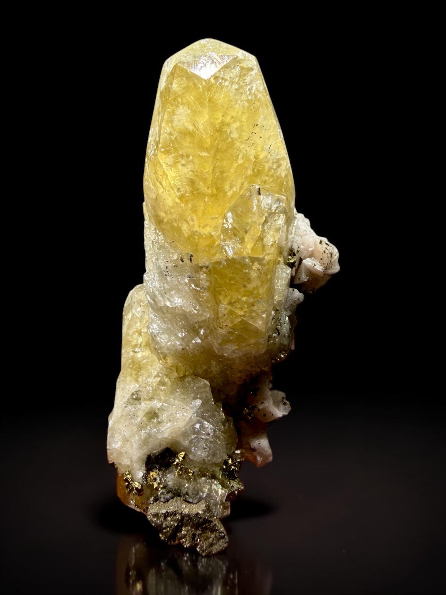 Stacked Calcite with Dolomite and Pyrite- Casteel Mine, Missouri | River Walkers Minerals