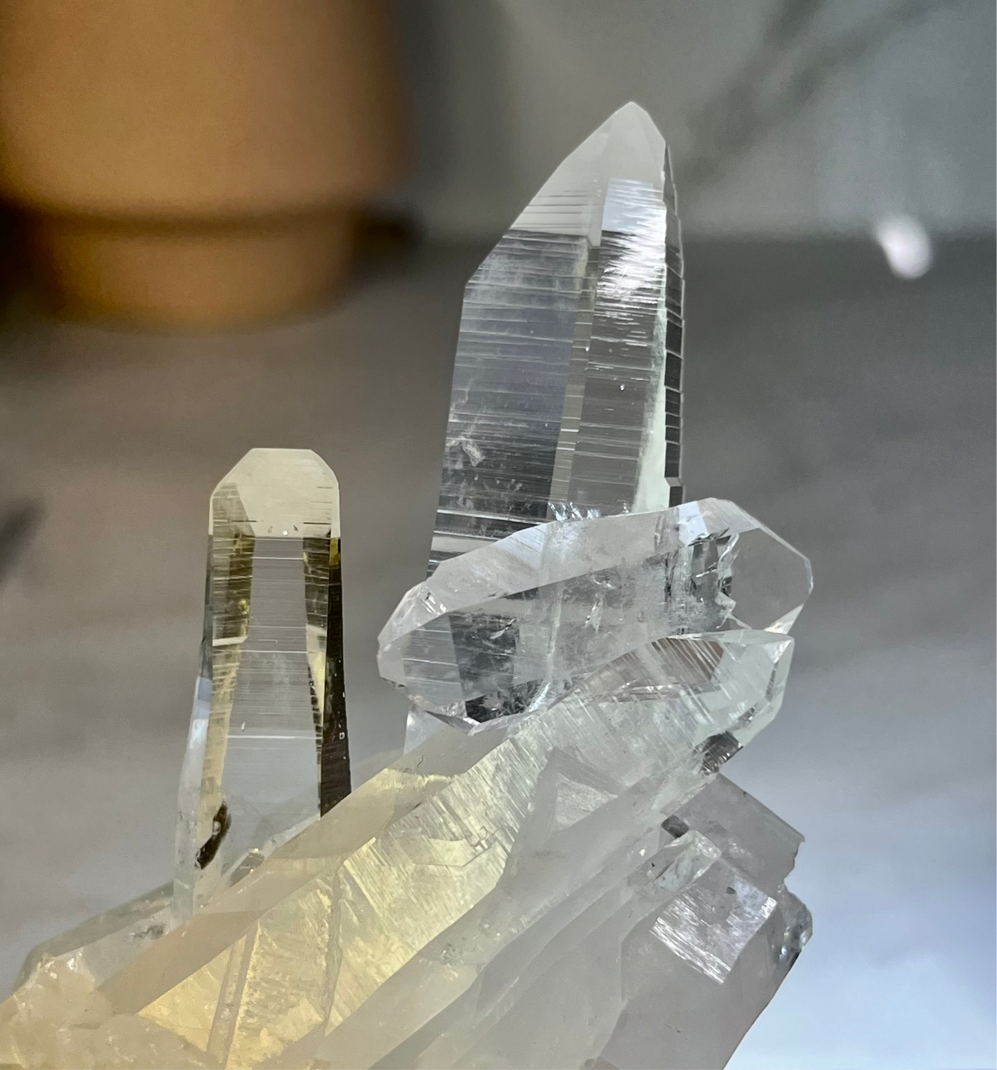 Optical Quartz Cluster with Record Keepers – Peña Blanca, Colombia